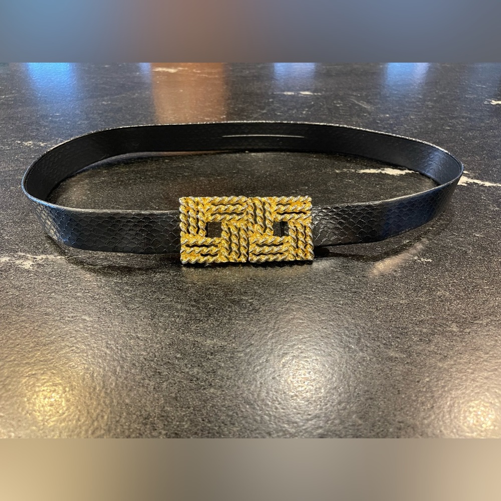 1983 Vintage belt SO chic!   Black embossed snake skin and beautiful gold buckle